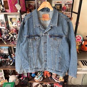 Levi’s Denim Trucker Jacket Men’s 2XL Relaxed Fit Blue 72335